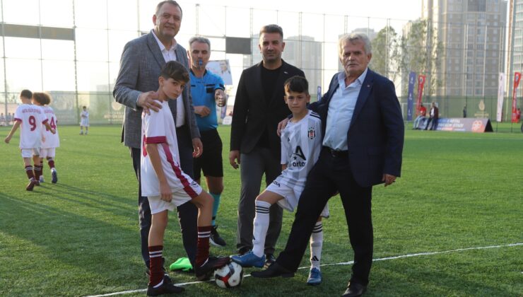 Kartal Belediyesi’nden Cumhuriyet’in 100. Yılına Özel Futbol Turnuvası
