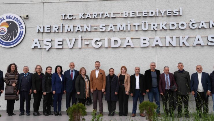 Kartallı Muhtarlardan Kartal Belediyesi Aşevi-Gıda Bankası ve Afet İşleri Müdürlüğü’ne Ziyaret